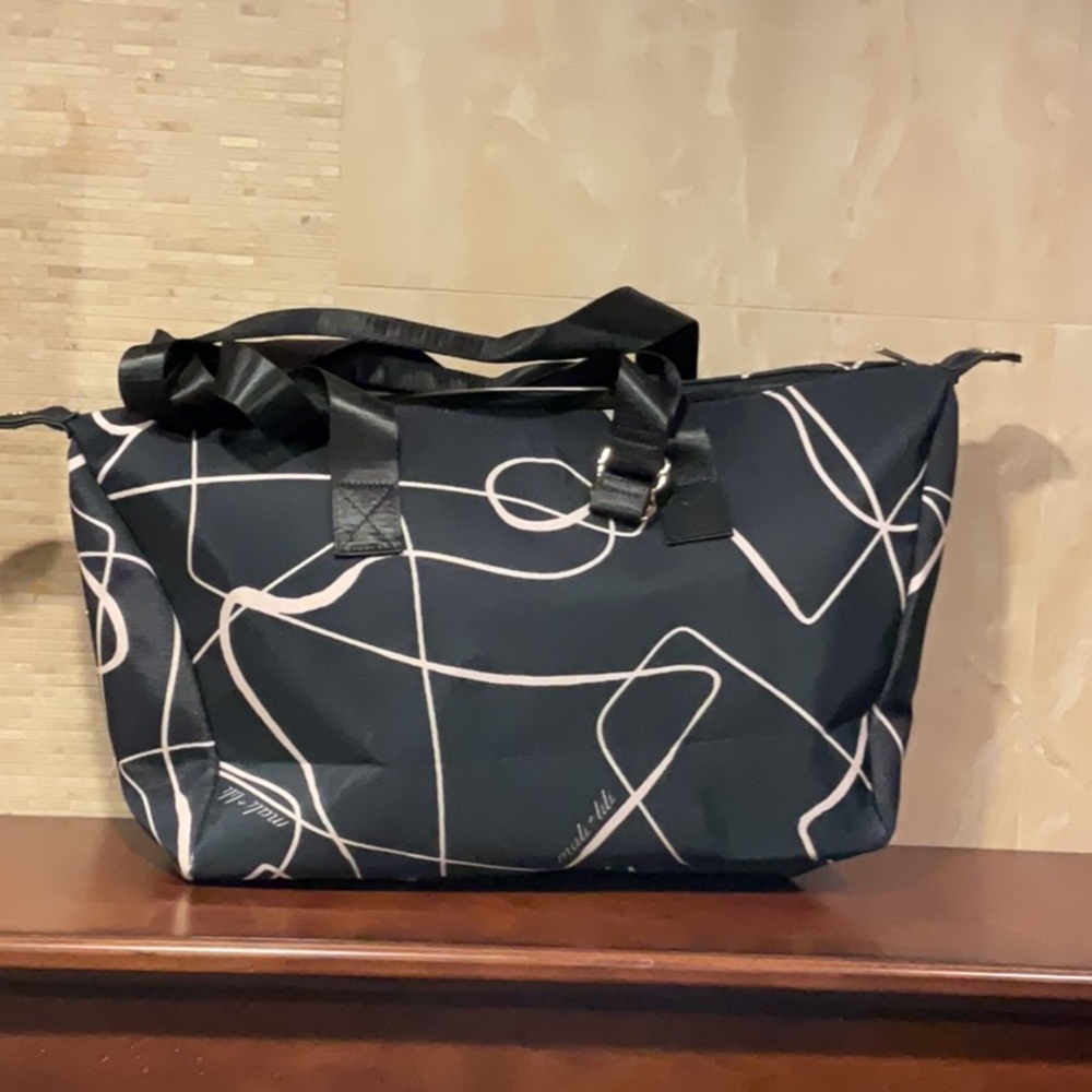 Brand New Black Patterned Women's Bag/Tote